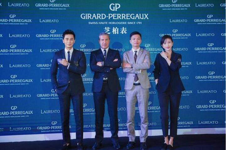 （左1）艺人李晨；（左二）GP芝柏表品牌CEO Mr Antonio Calce;（右2）GP芝柏表大中华区代理瑞时钟表品牌总监 Vincent Ip先生；（右1）艺人张俪