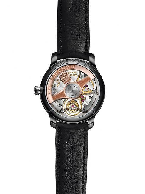  H. MOSER & CIE.勇创者两地时陀飞轮腕表搭载自制自动上弦HMC 802机芯