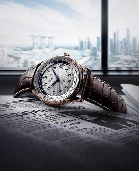  浪琴表名匠系列GMT世界时新加坡纪念限量腕表， 全球限量50枚并编号，圆形18K玫瑰金表壳，搭载自动上链机械机芯